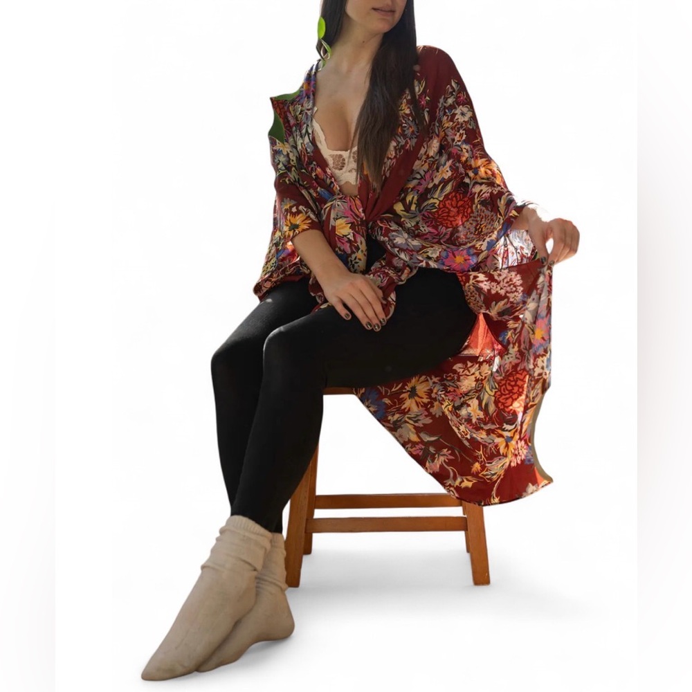 (SOLD) SAACHI Burgundy Red Flowy Floral Kimono Robe Cover-Up Duster Bohemian